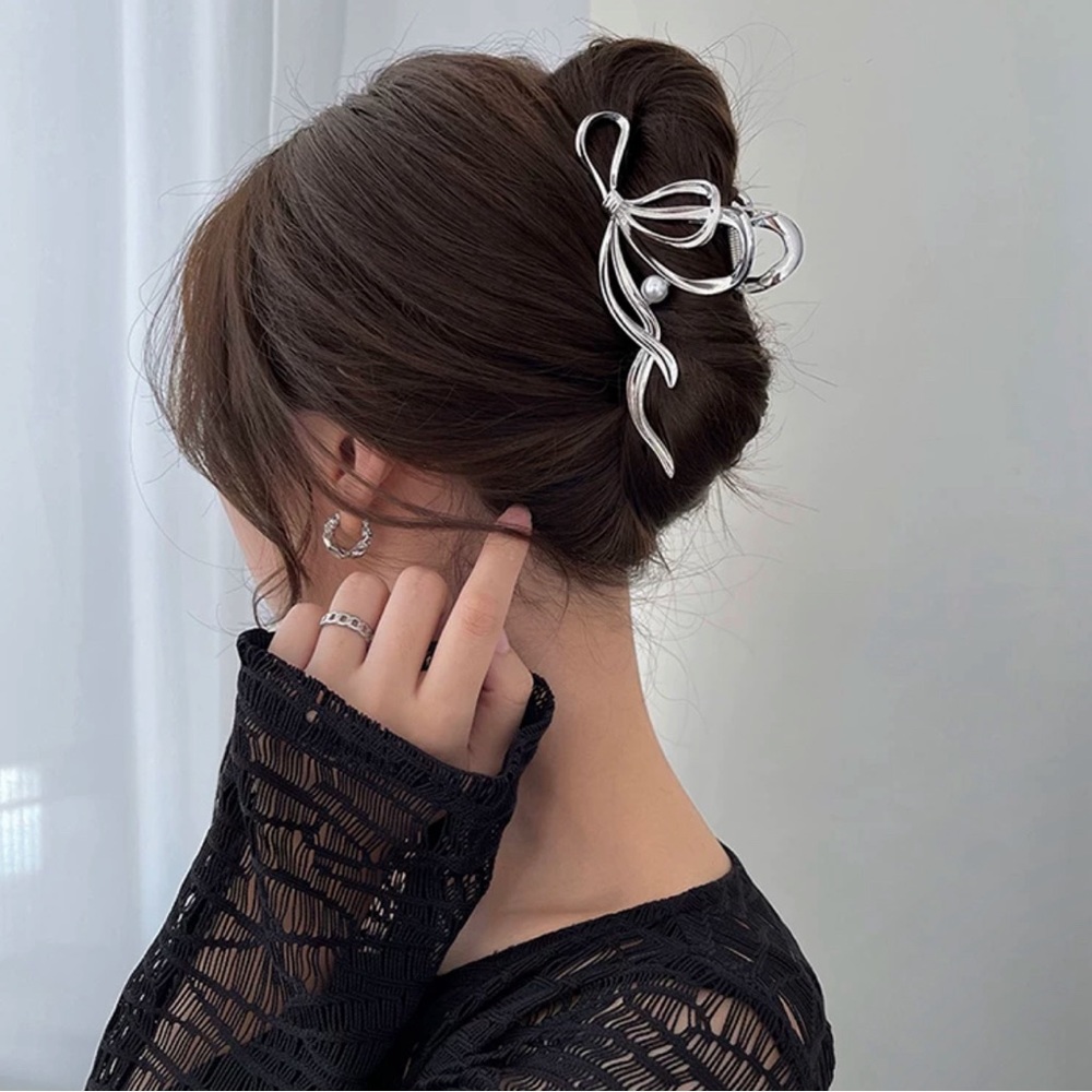 Women hair clips (pack of 3)